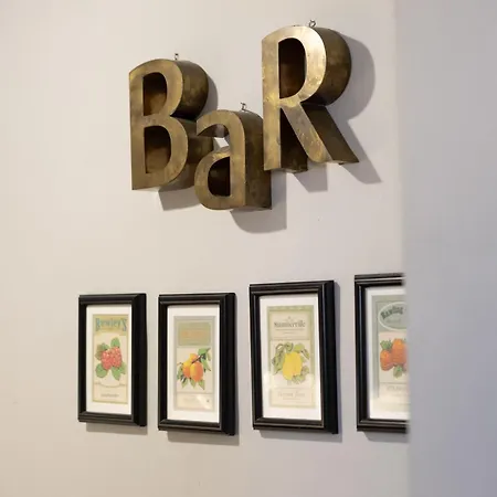 Tornabuoni - In Old Town Center *