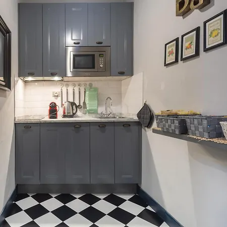Apartment Tornabuoni - In Old Town Center